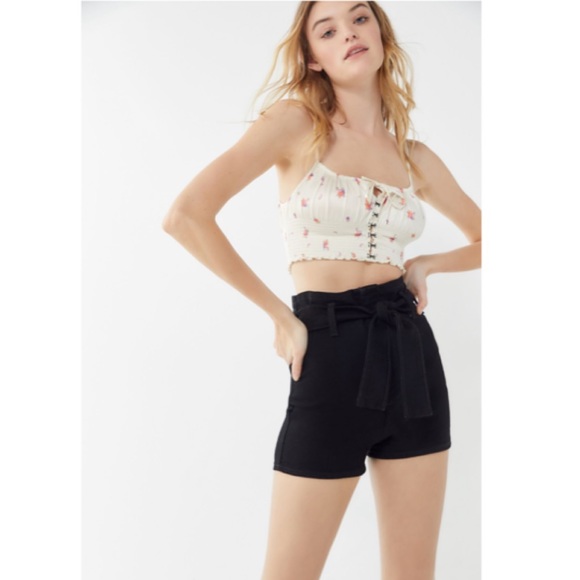 Urban Outfitters BDG Belted High Rise Pinup Shorts - Picture 4 of 4